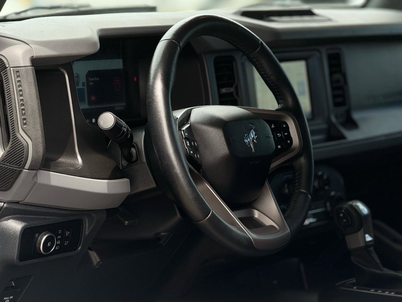 Used 2023 Ford Bronco Big Bend w/ Sasquatch Package AWD/4WD image 11