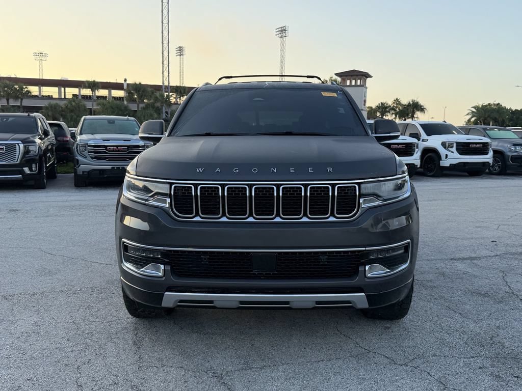 Used 2022 Jeep Wagoneer Series II AWD/4WD image 3