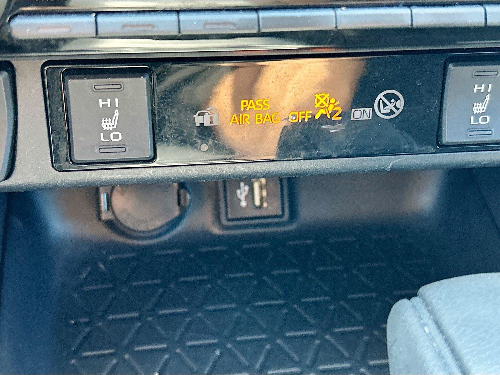 Used 2024 Toyota RAV4 XLE w/ Weather Package AWD/4WD image 30