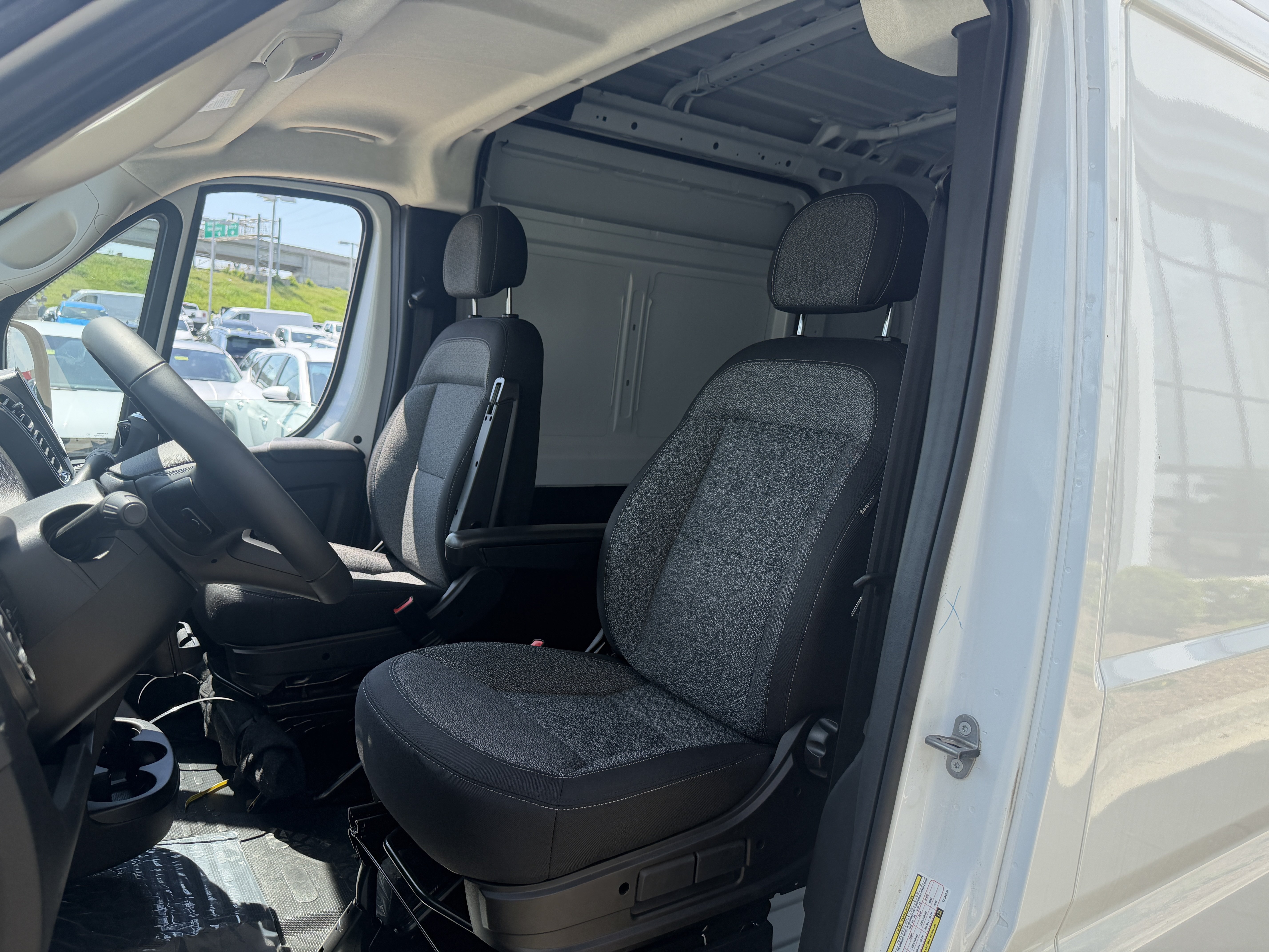 New 2026 RAM ProMaster 3500 w/ Cold Weather Group FWD image 27