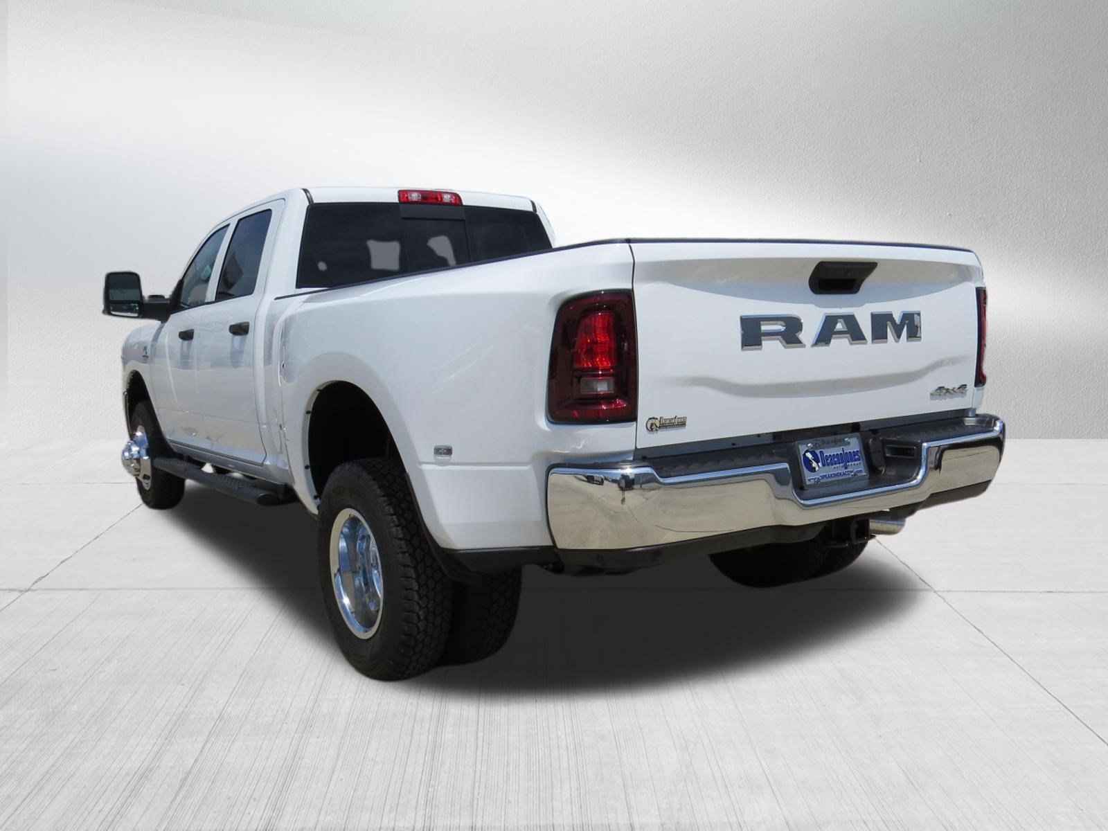 New 2026 RAM 3500 Tradesman AWD/4WD image 6