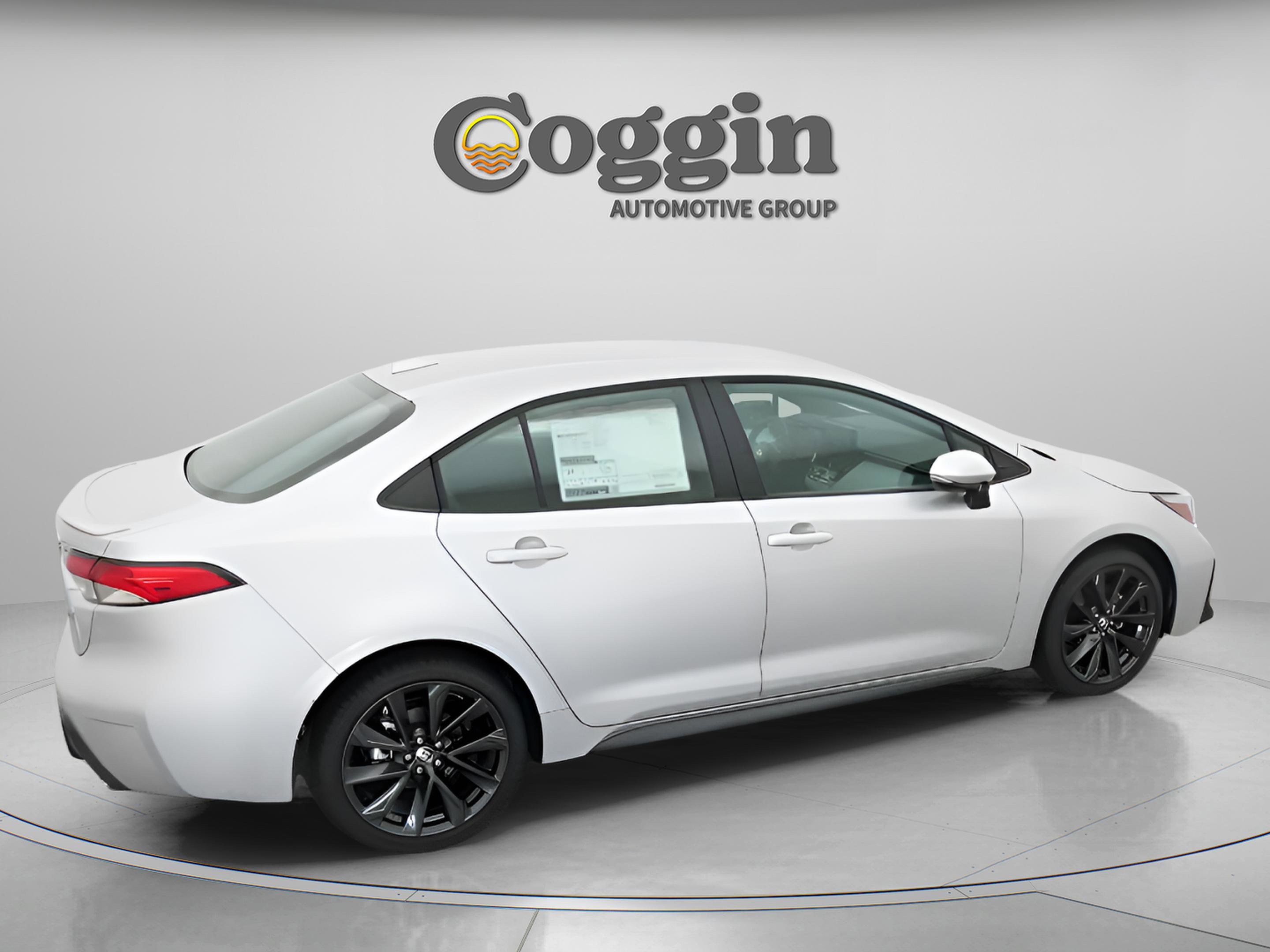 Used 2025 Toyota Corolla SE FWD image 19