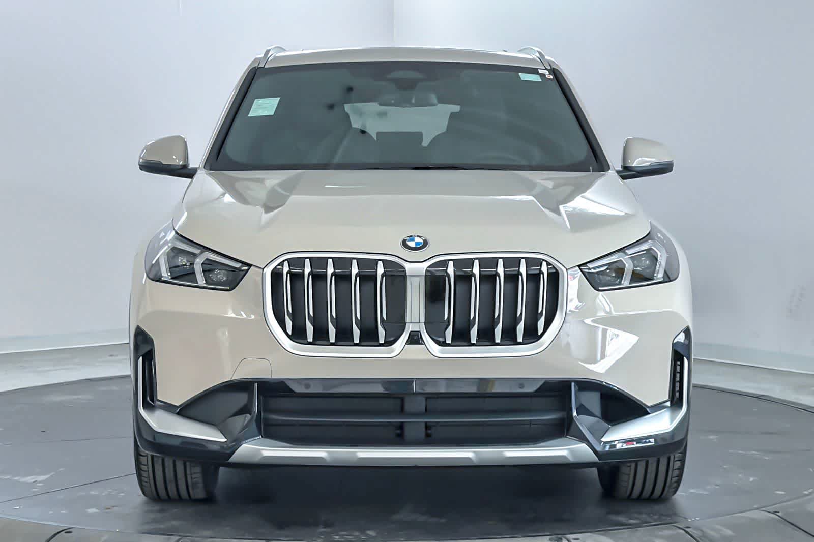 New 2026 BMW X1 xDrive28i w/ Technology Package AWD/4WD image 10