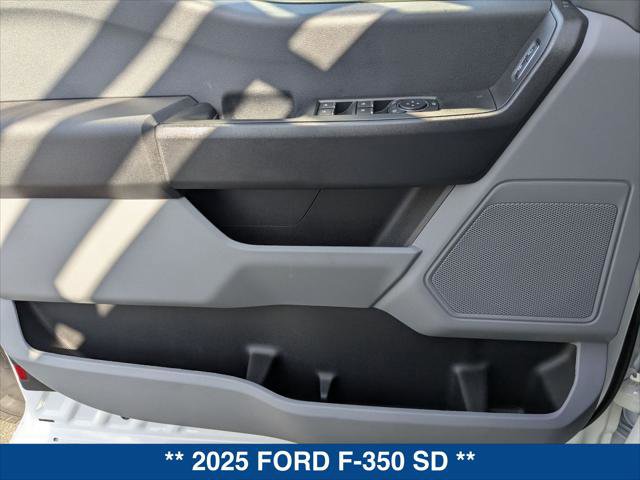 New 2025 Ford F350 XL w/ XL Chrome Package image 10