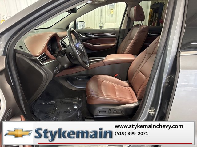 Used 2020 Buick Enclave Avenir image 28