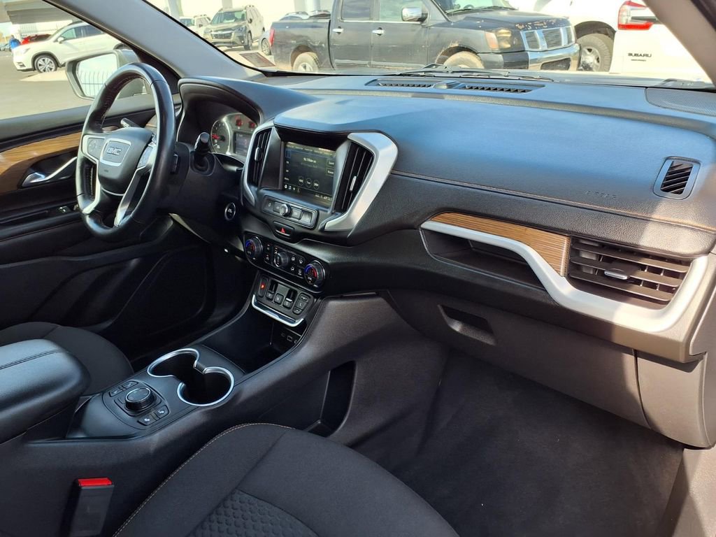 Used 2019 GMC Terrain SLE w/ Driver Convenience Package image 18