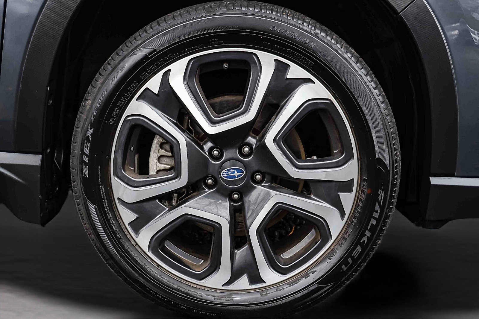 Used 2023 Subaru Ascent Limited w/ Technology Package image 27