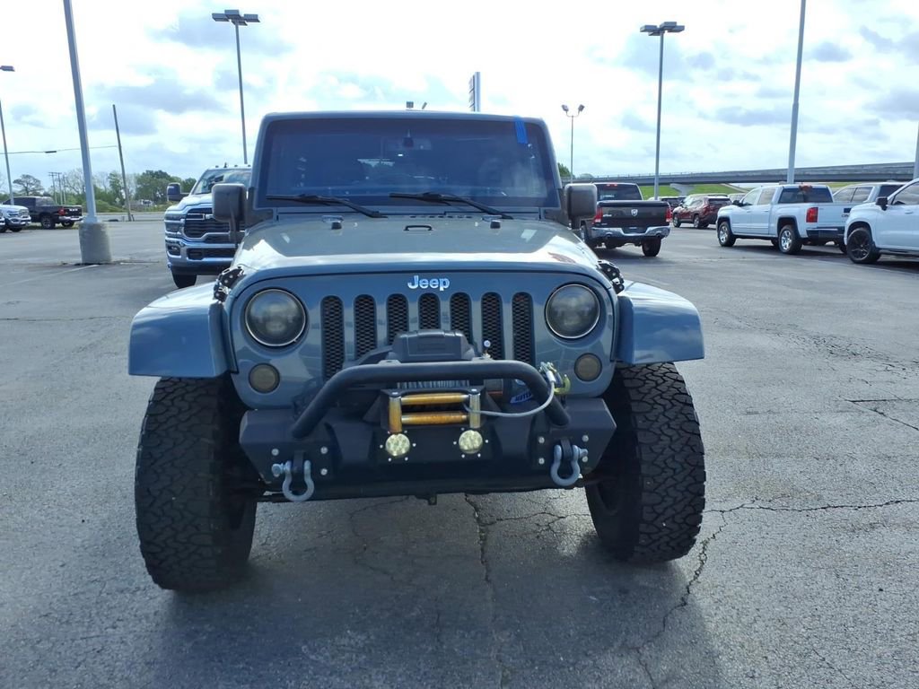 Used 2015 Jeep Wrangler Unlimited Sahara w/ Max Tow Package image 2