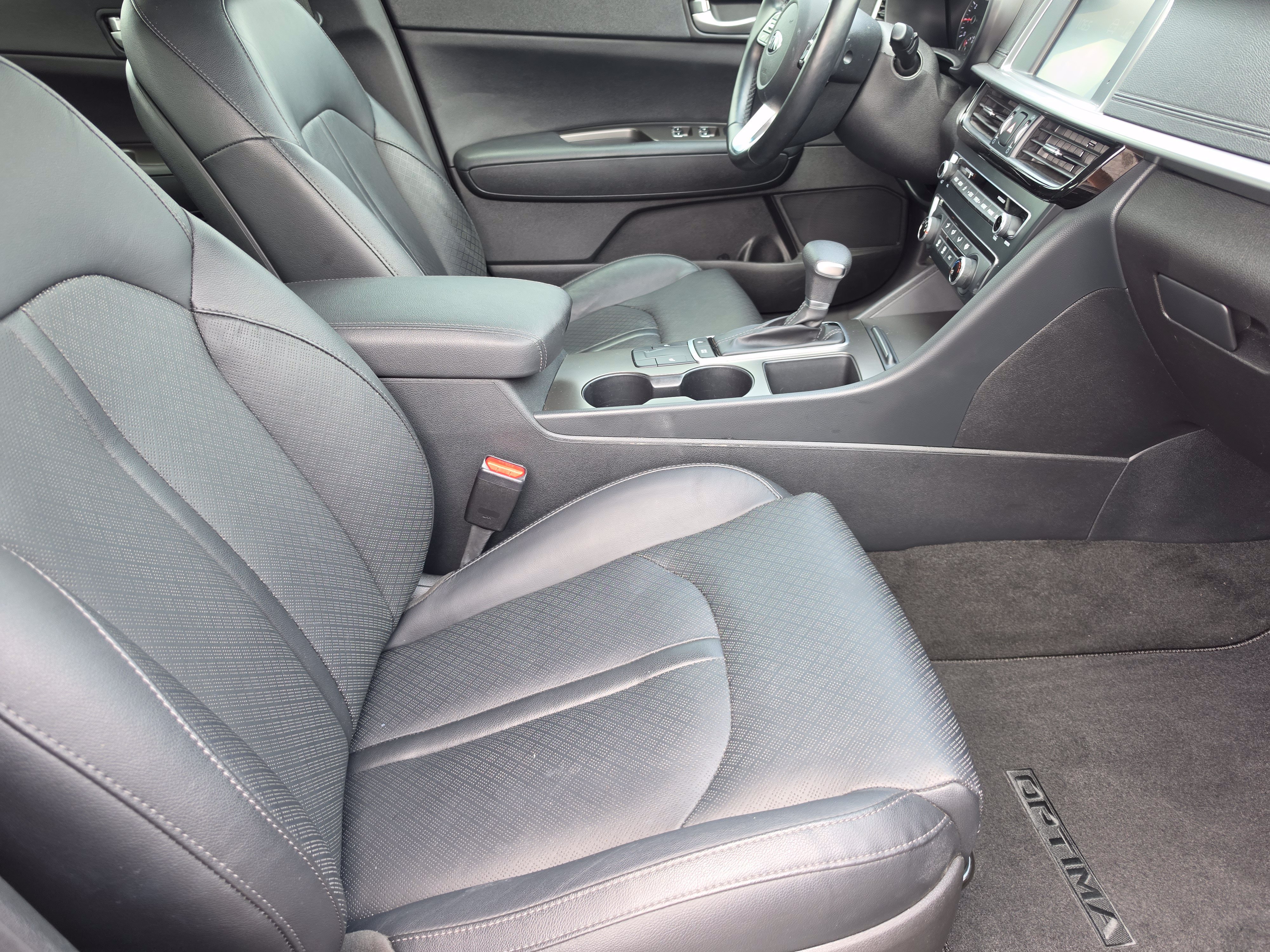 Used 2020 Kia Optima SE FWD image 12