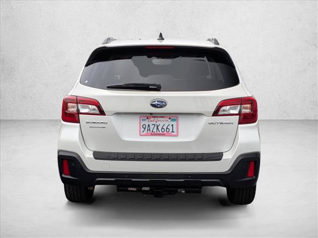 Used 2018 Subaru Outback 2.5i Touring AWD/4WD image 7
