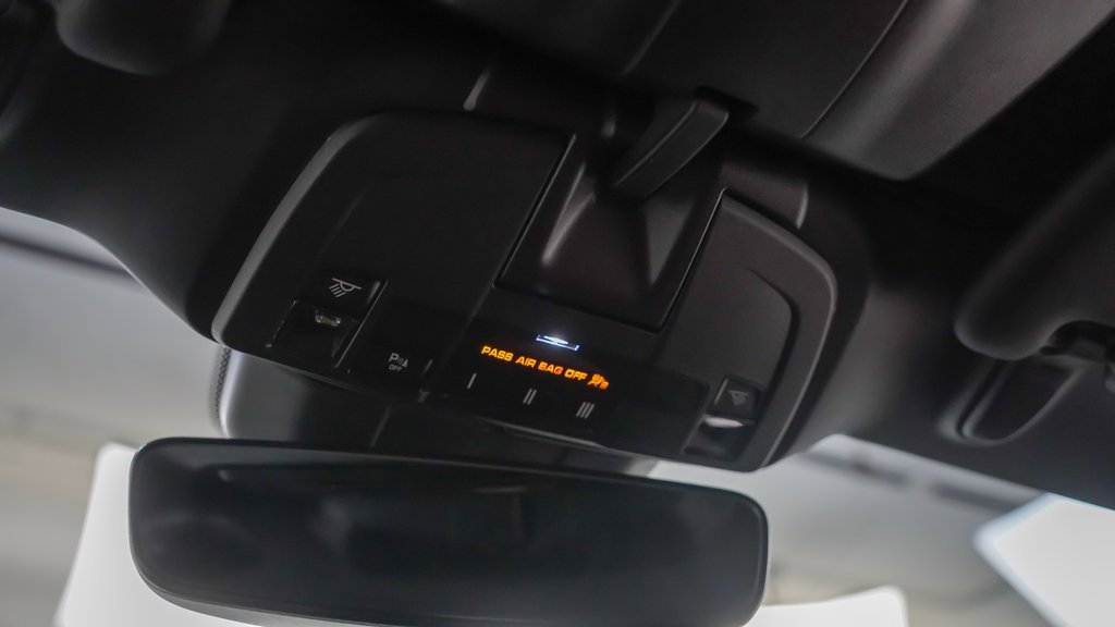 Used 2025 Porsche 718 Boxster image 25