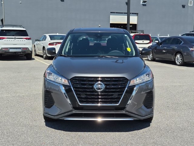 Certified 2021 Nissan Kicks S FWD image 9