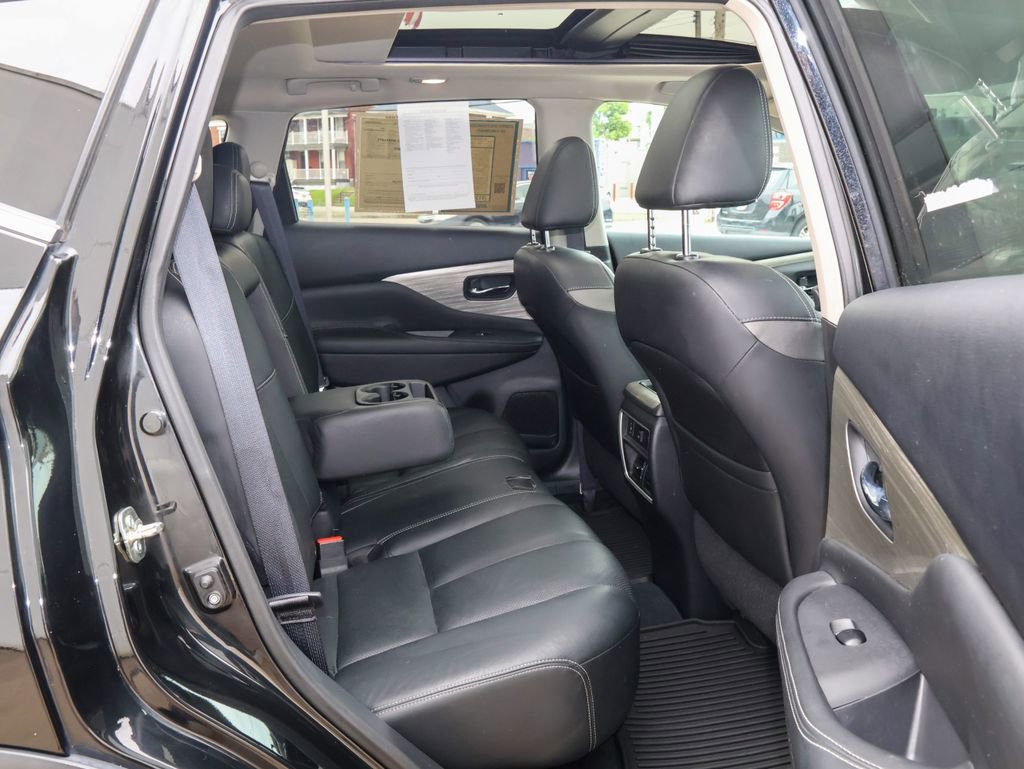 Used 2015 Nissan Murano Platinum w/ Platinum Technology Package AWD/4WD image 34