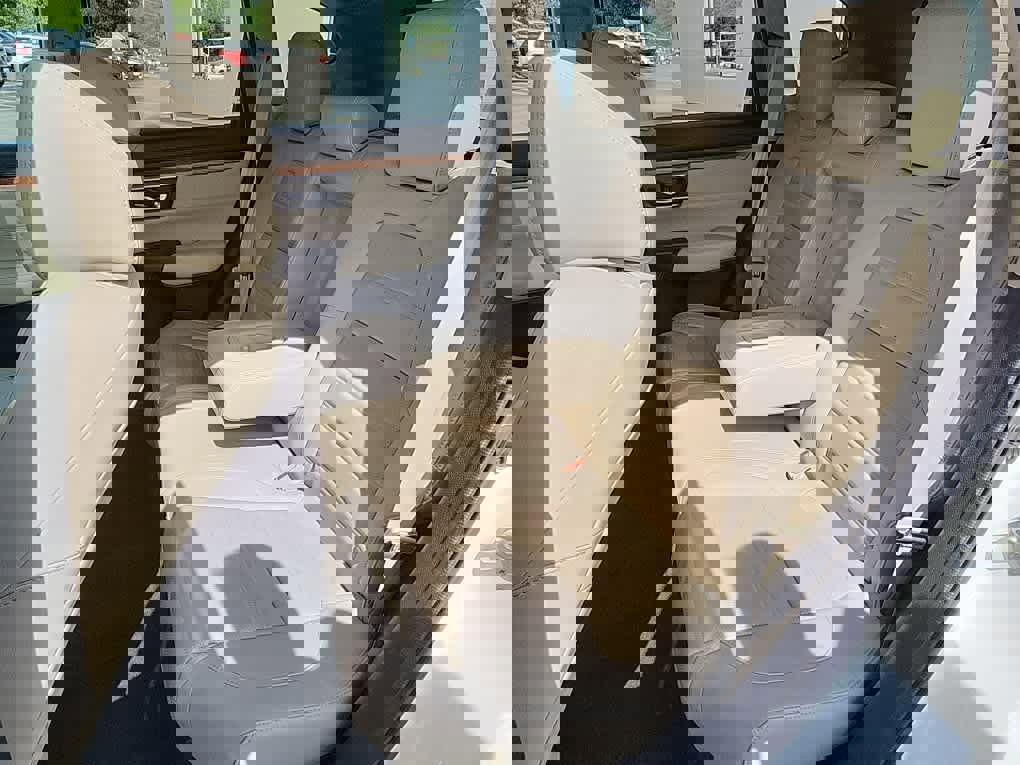 Used 2019 Honda CR-V Touring image 7