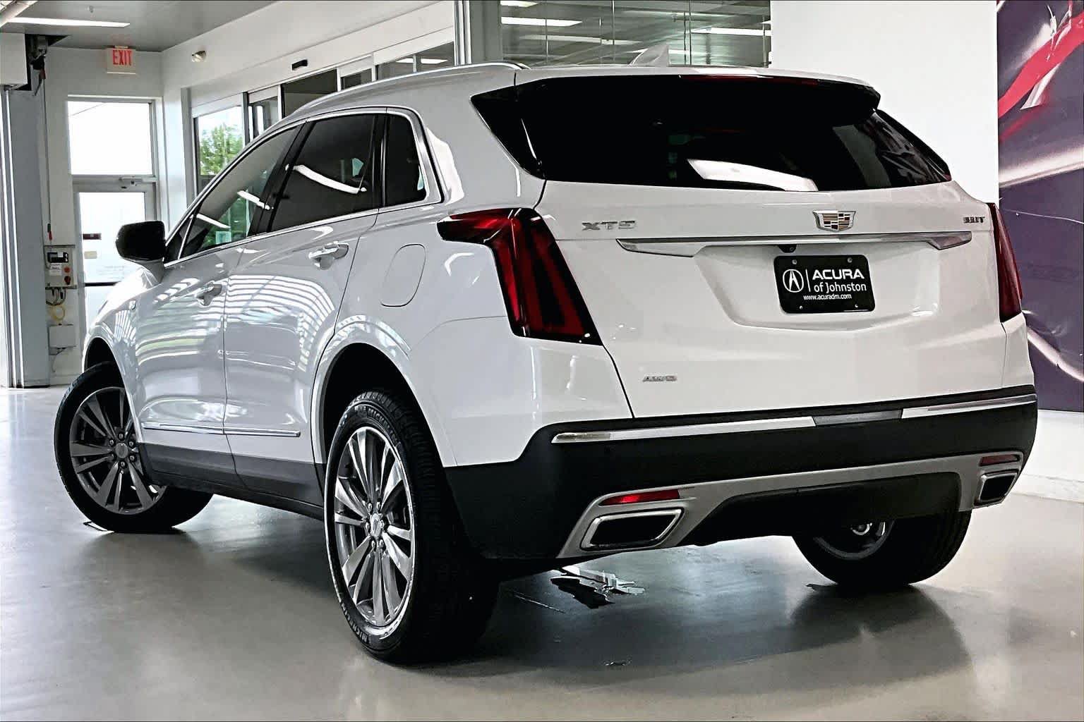 Used 2024 Cadillac XT5 Premium Luxury AWD/4WD image 4