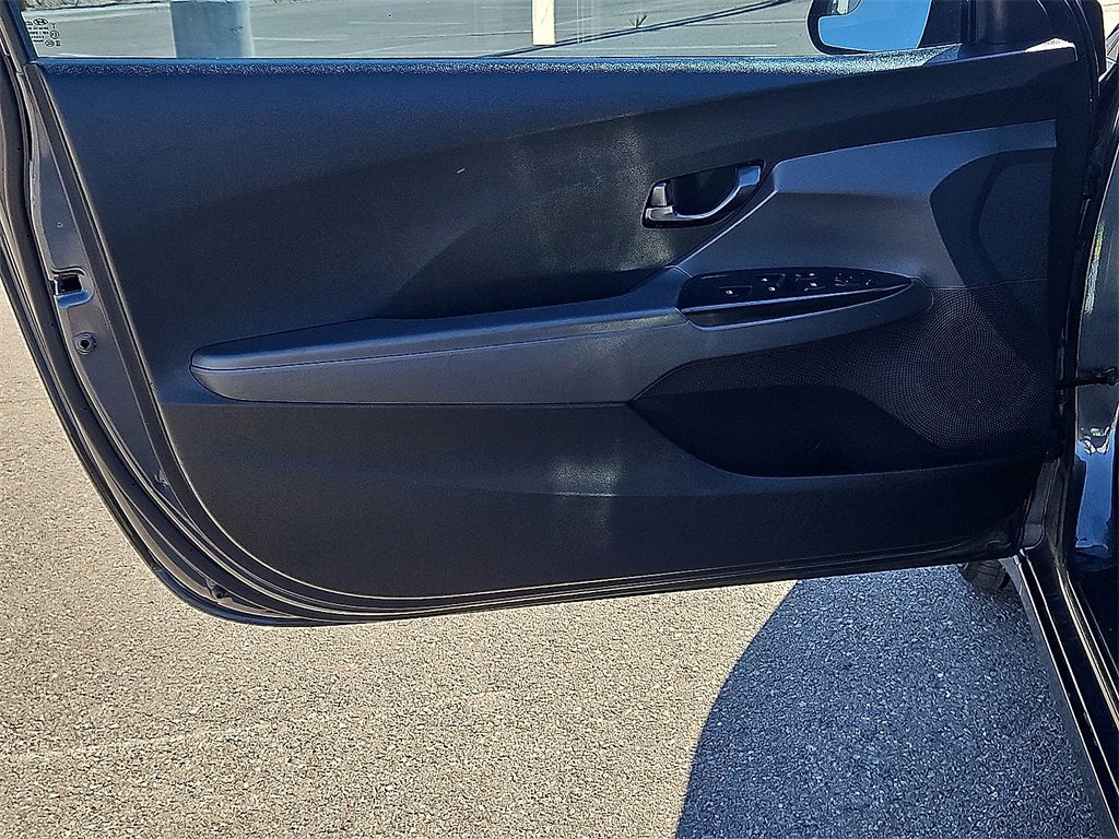 Used 2019 Hyundai Veloster 2.0 image 15