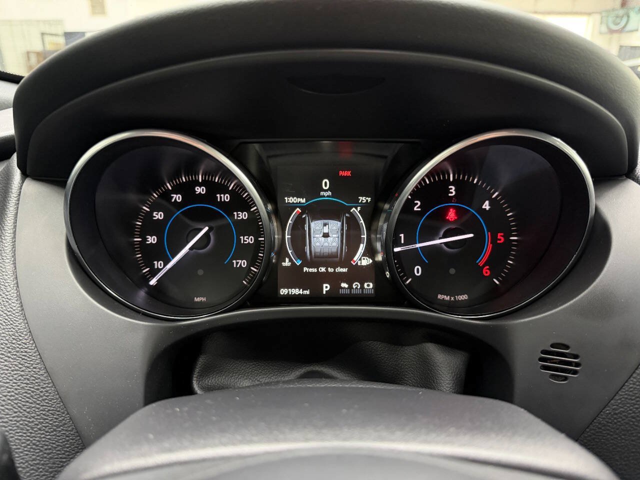 Used 2017 Jaguar F-PACE Premium AWD/4WD image 25