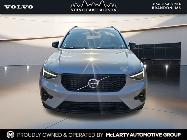 New 2026 Volvo XC40 B5 Plus w/ Protection Package Premier image 2