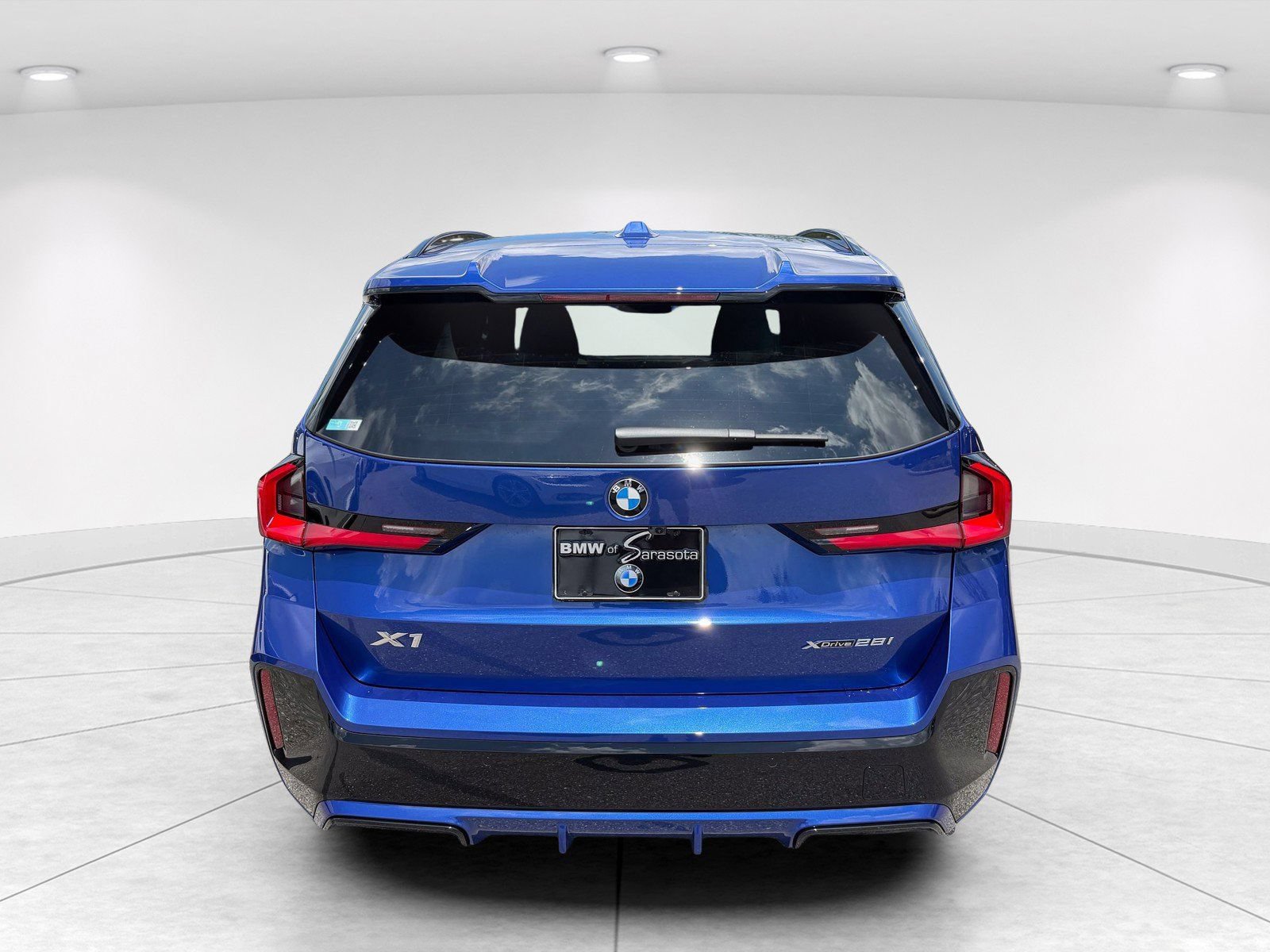 New 2026 BMW X1 xDrive28i w/ Technology Package AWD/4WD image 5