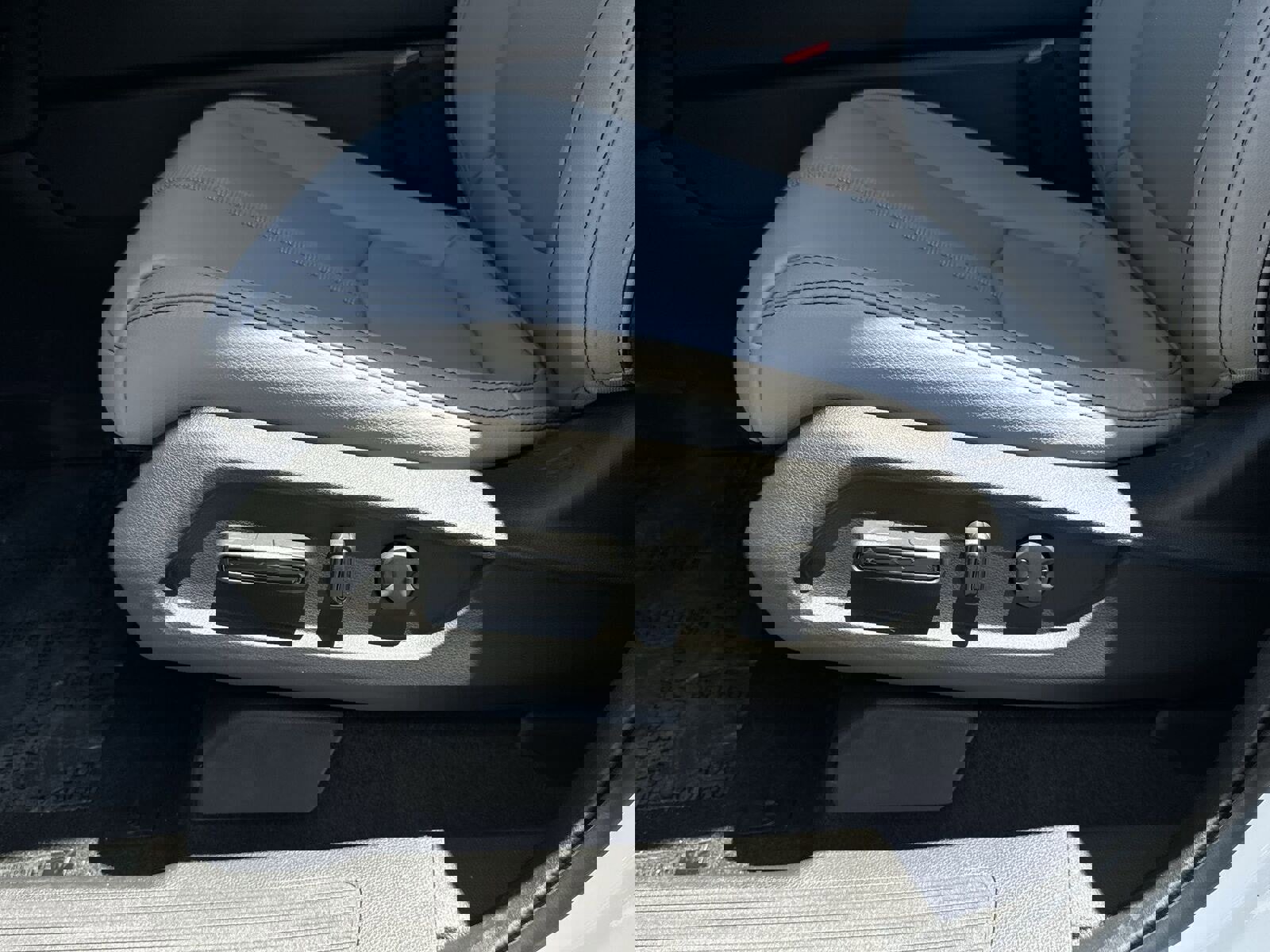 New 2025 Honda Pilot EX-L image 18