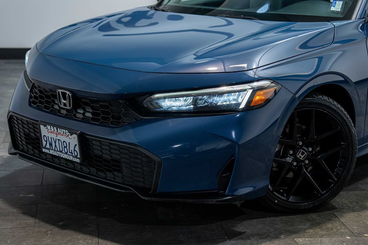 Used 2025 Honda Civic Sport image 10