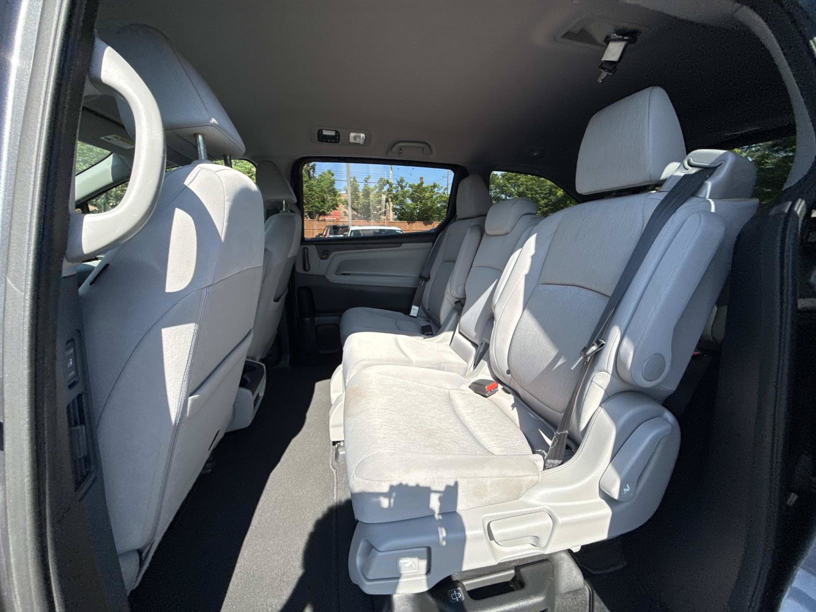 Used 2018 Honda Odyssey EX image 13