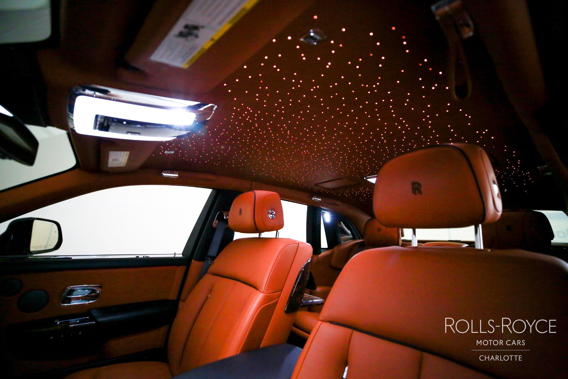 Used 2018 Rolls-Royce Phantom Sedan image 12