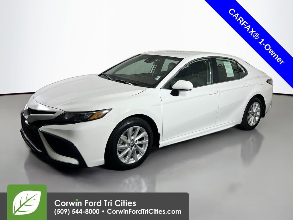 Used 2024 Toyota Camry SE FWD image 5