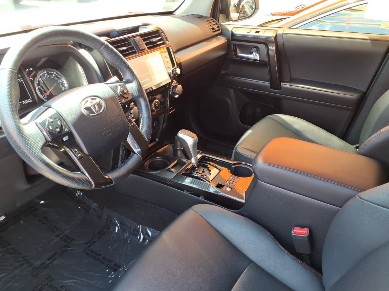 Used 2024 Toyota 4Runner TRD Off-Road Premium w/ Moonroof Package AWD/4WD image 18