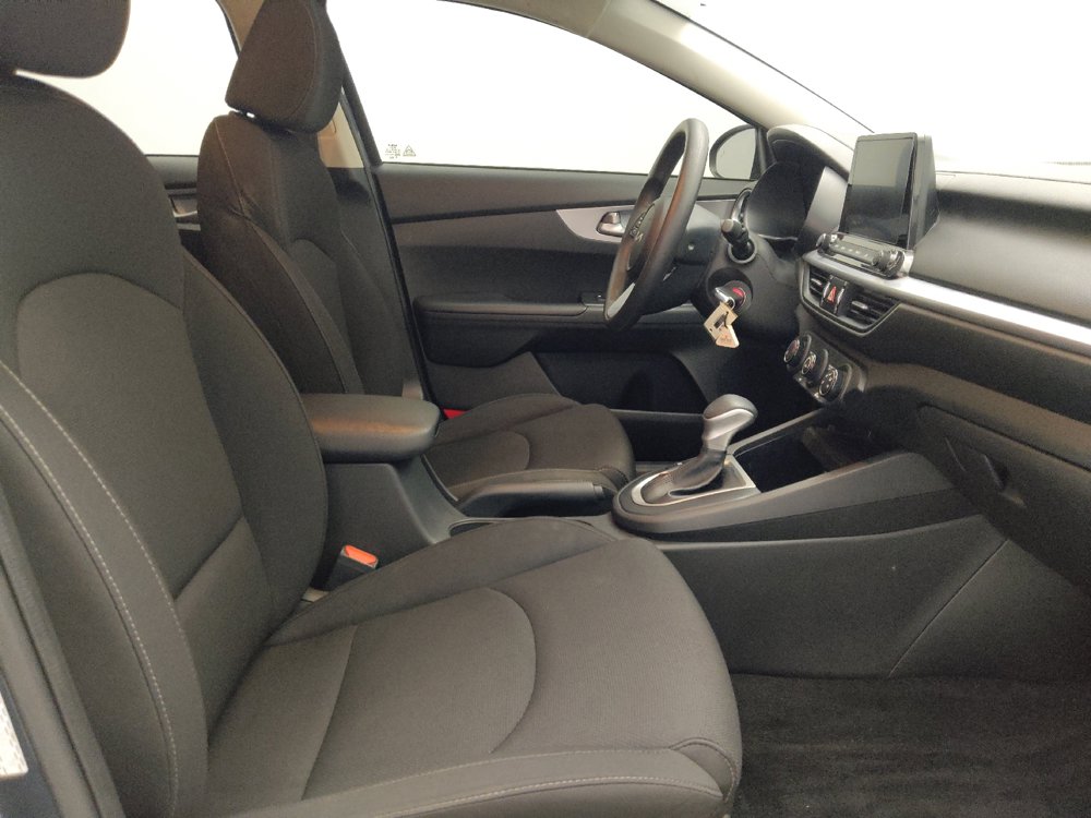 Used 2022 Kia Forte LXS w/ LXS Technology Package FWD image 21