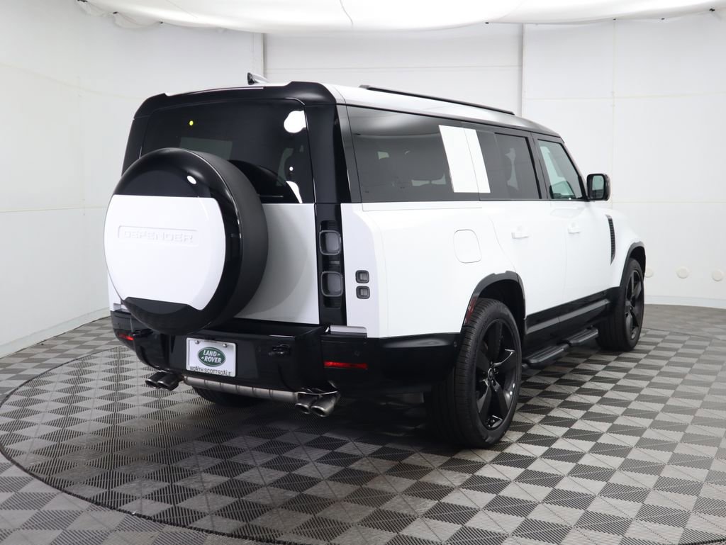 New 2025 Land Rover Defender 130 V8 image 5