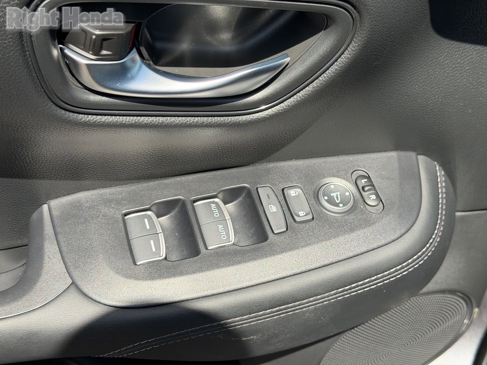 Certified 2026 Honda HR-V EX-L image 18