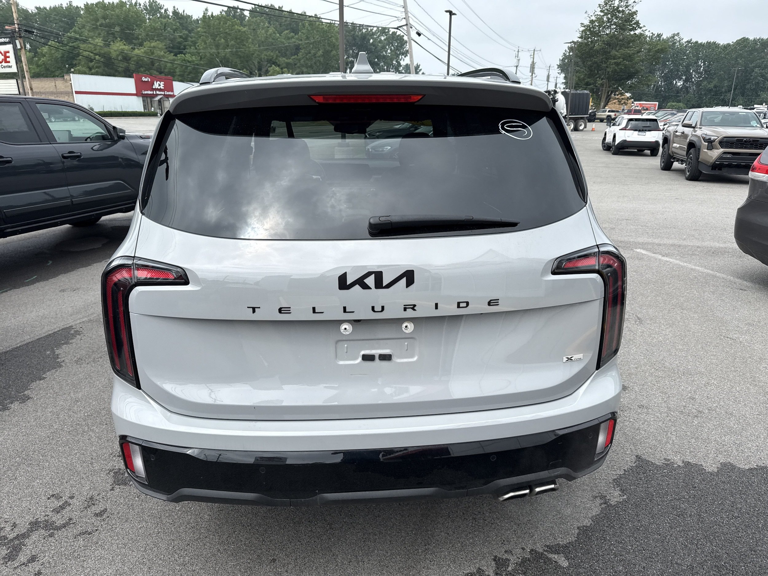 Used 2025 Kia Telluride EX X-Line AWD/4WD image 11