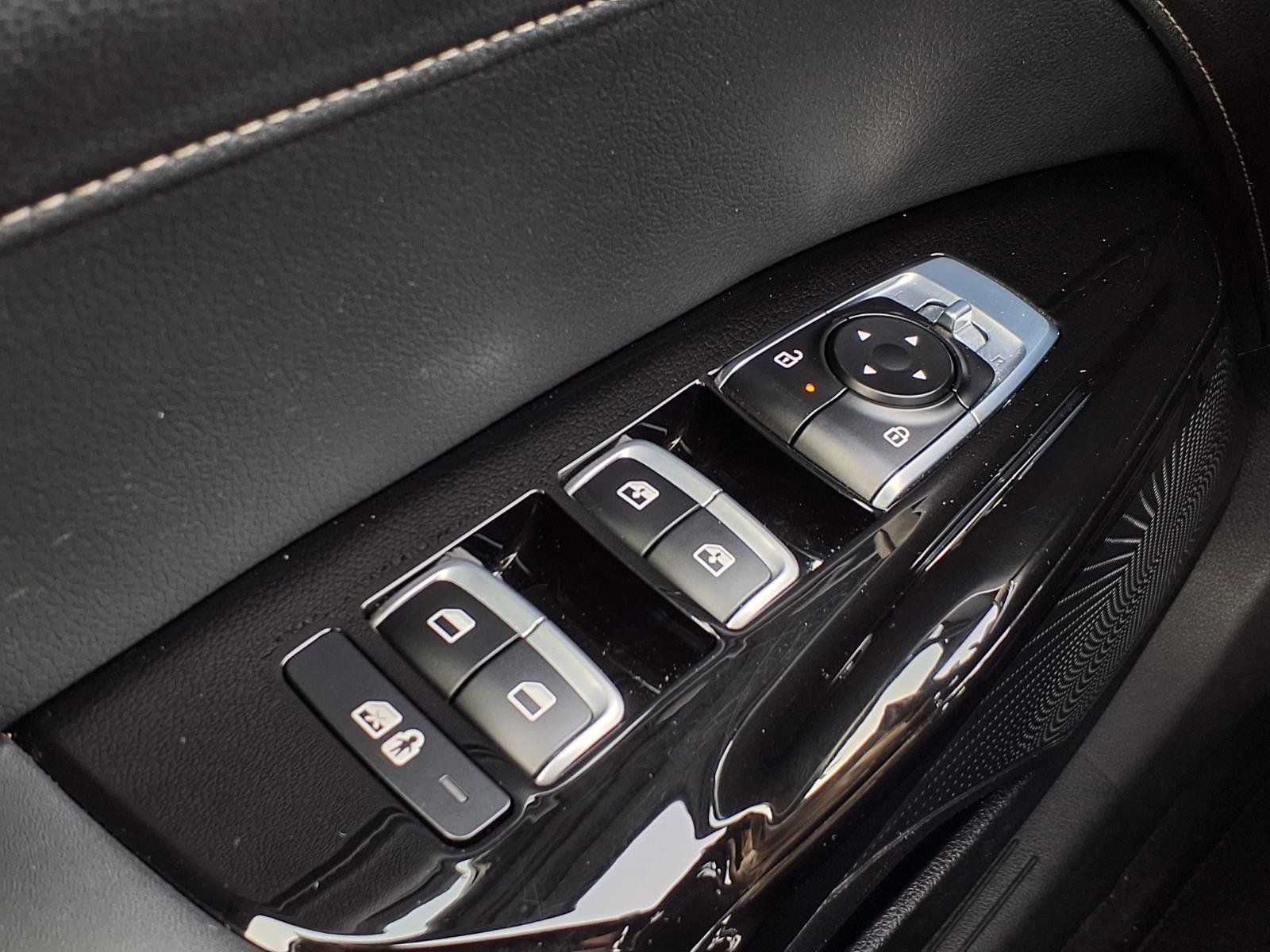 Used 2025 Kia K5 GT-Line image 23