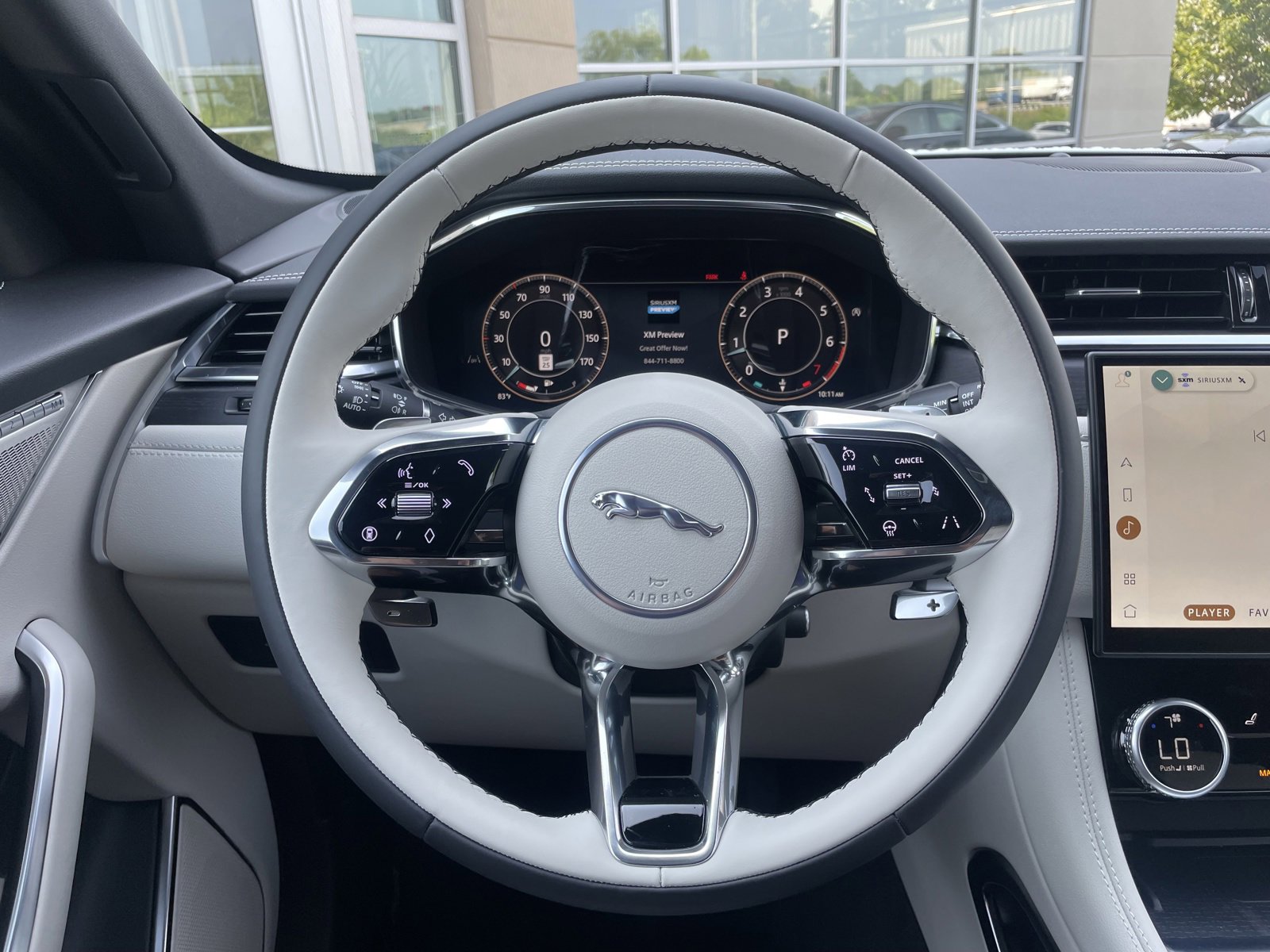 New 2025 Jaguar F-PACE R-Dynamic S image 17