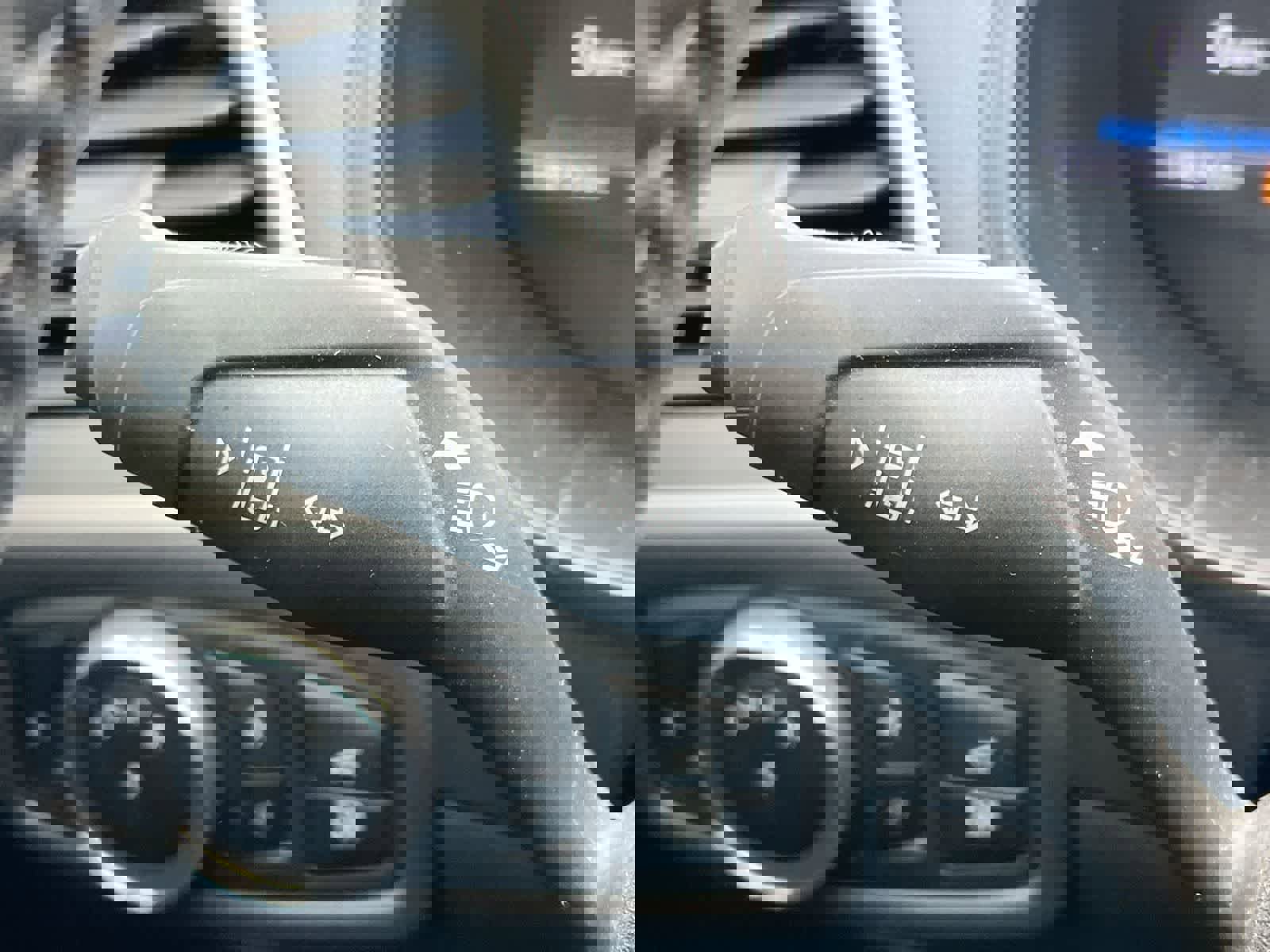 Used 2023 Ford Edge SEL w/ Convenience Package image 26