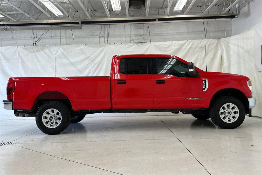 Used 2022 Ford F350 XLT image 4