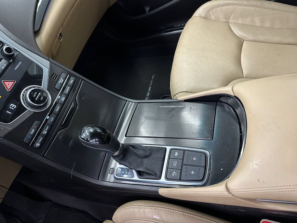 Used 2016 Hyundai Azera Limited FWD image 29