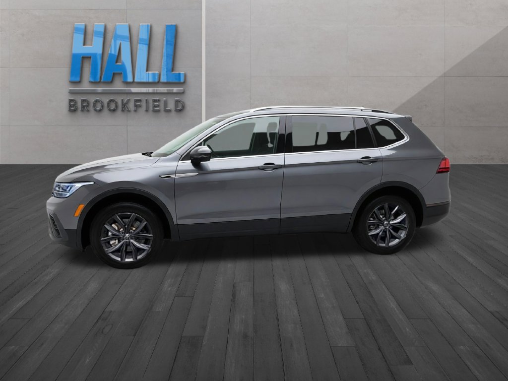Certified 2024 Volkswagen Tiguan SE AWD/4WD image 3