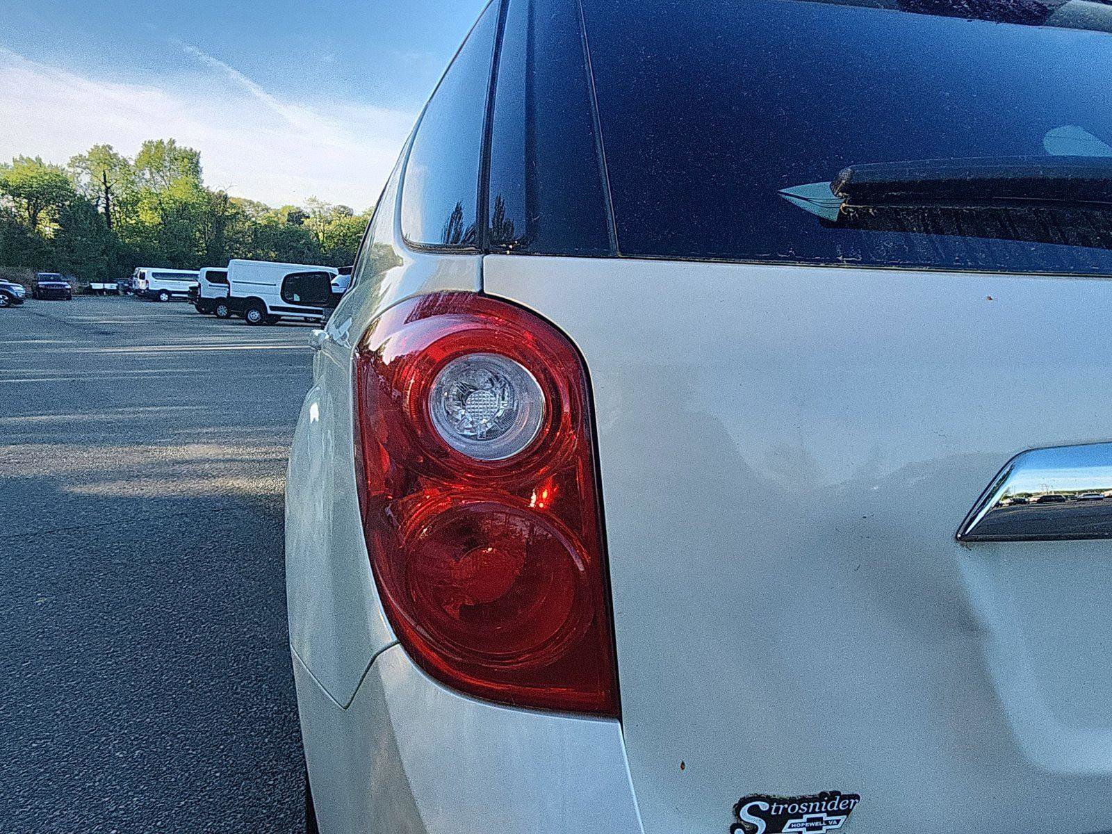 Used 2015 Chevrolet Equinox LT w/ Power Convenience Package image 10