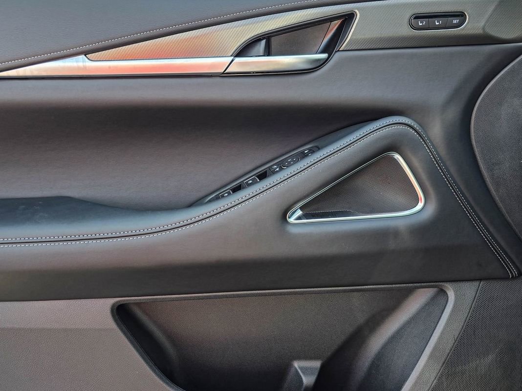 New 2026 INFINITI QX60 Luxe w/ Cargo Package image 12