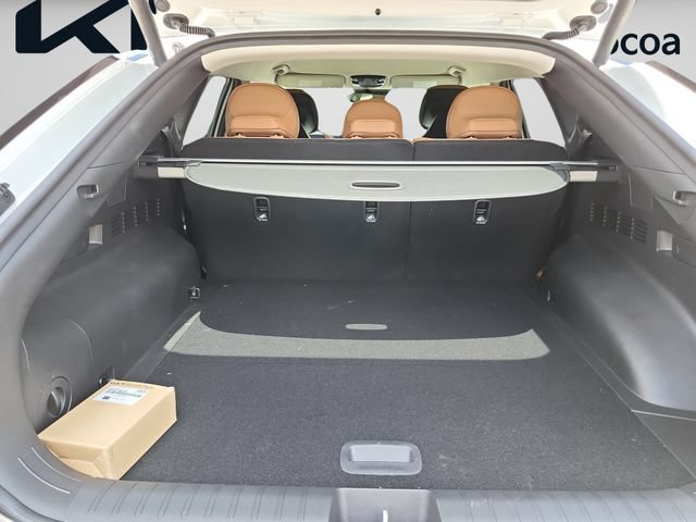 New 2026 Kia EV6 Wind RWD image 13