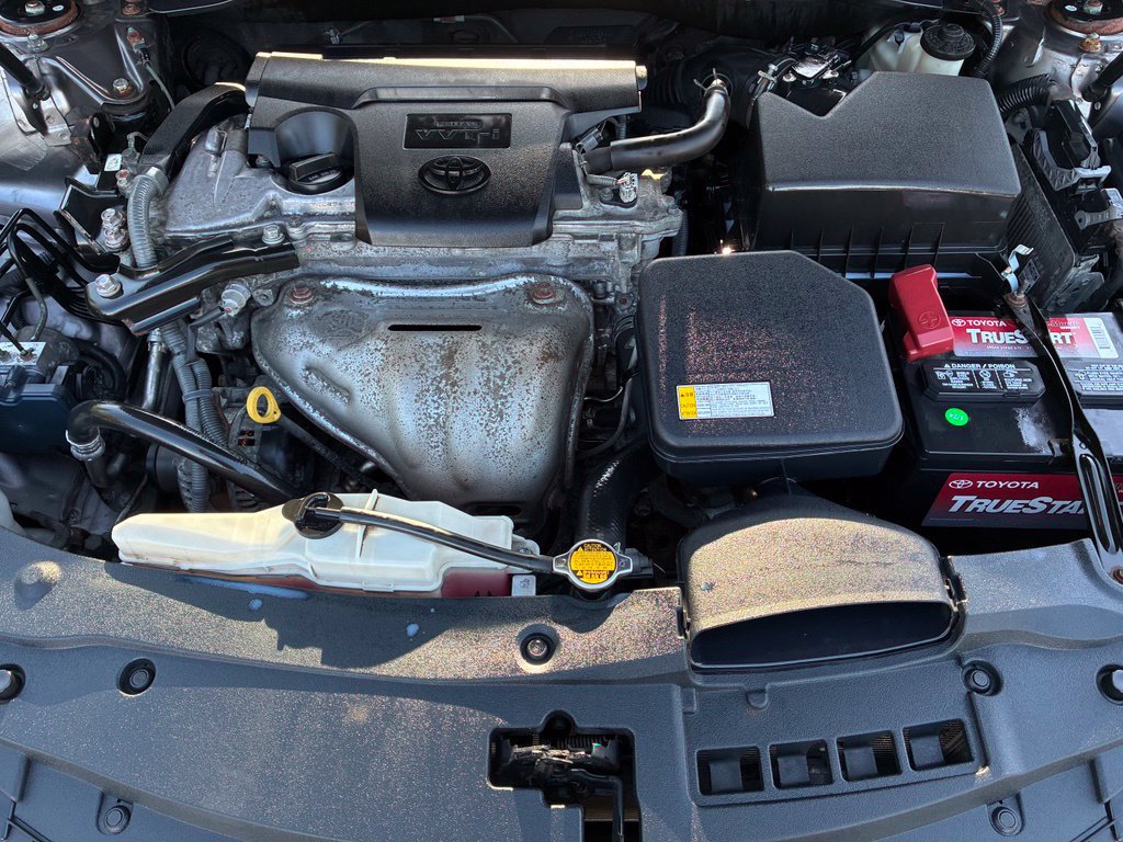 Used 2015 Toyota Camry LE FWD image 28