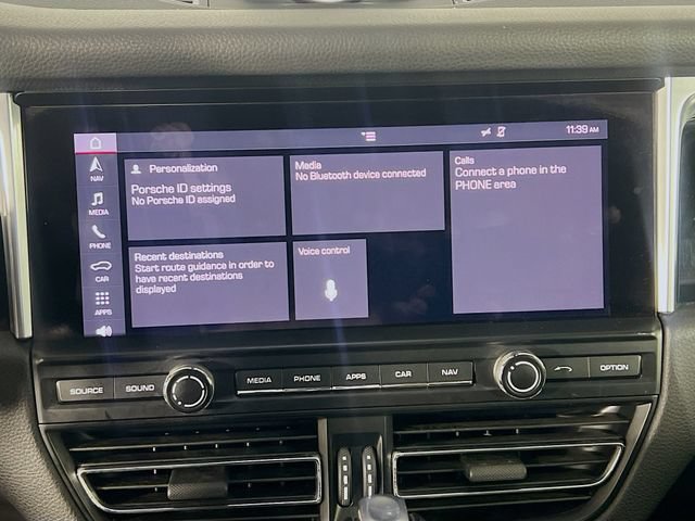 Used 2019 Porsche Macan AWD/4WD image 21