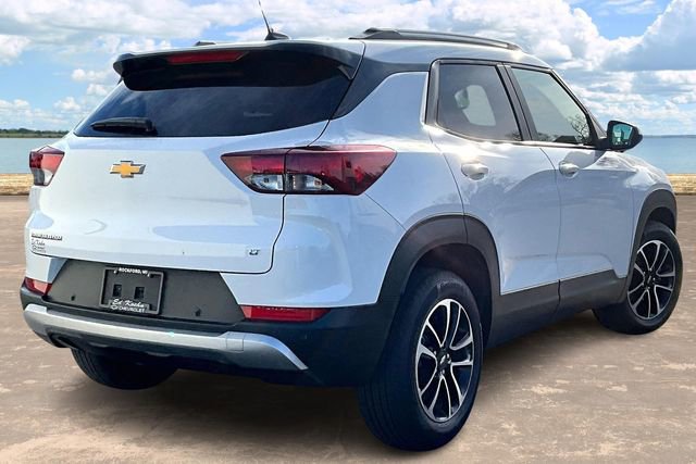 Certified 2024 Chevrolet TrailBlazer LT w/ Driver Confidence Package image 6