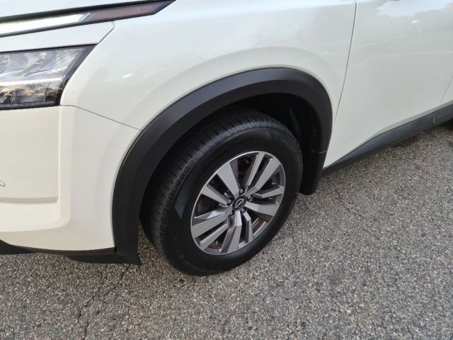 Used 2022 Nissan Pathfinder SL image 6