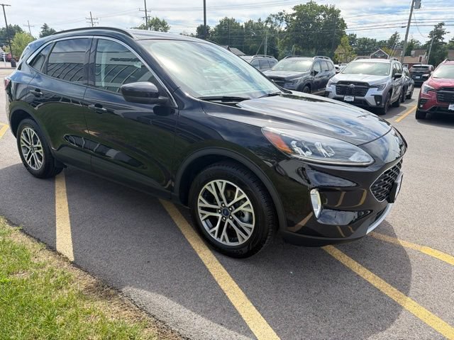 Used 2021 Ford Escape SEL w/ Technology Package AWD/4WD image 3