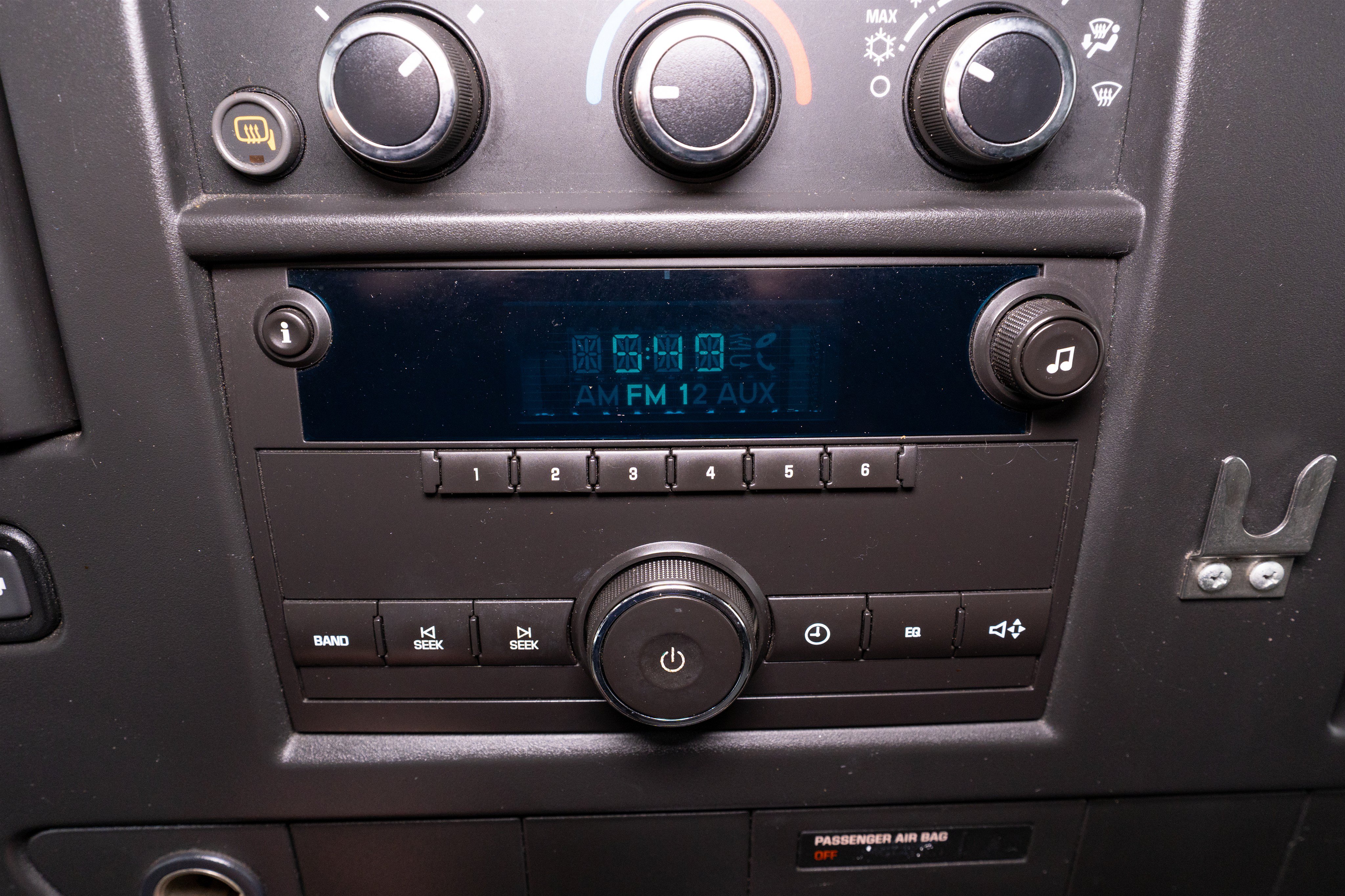 Used 2008 Chevrolet Express 1500 w/ Power Package RWD image 17