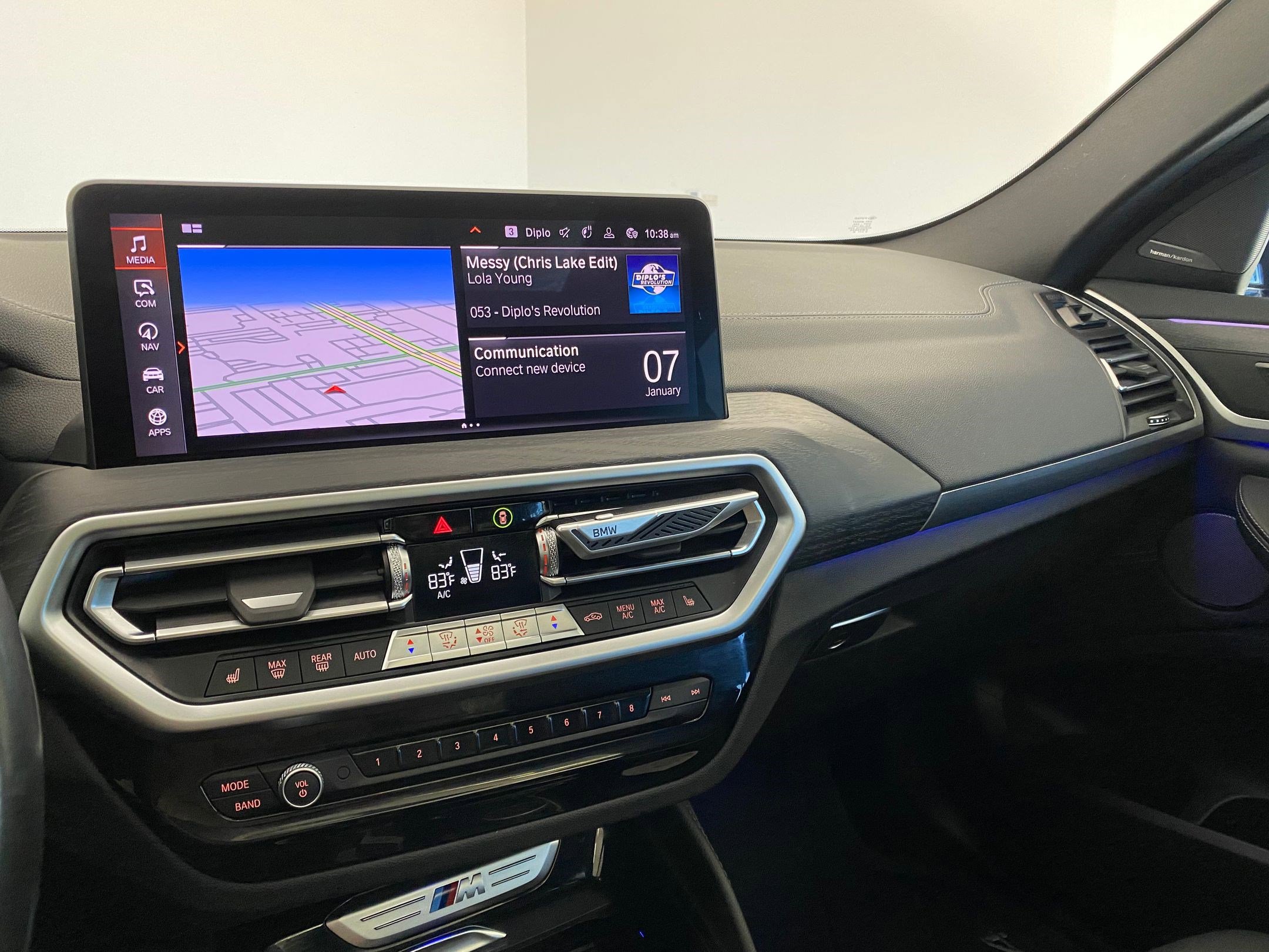 Certified 2023 BMW X4 M40i w/ Premium Package image 25