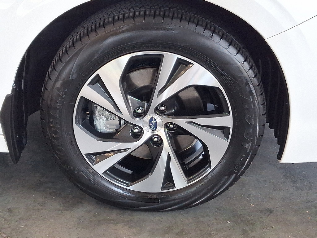 Certified 2025 Subaru Legacy Premium AWD/4WD image 11